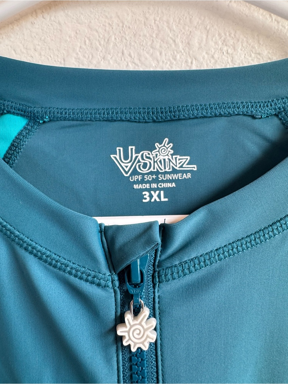 UV SKINZ Two-Way Full Zip Rash Guard - Picture 7 of 15